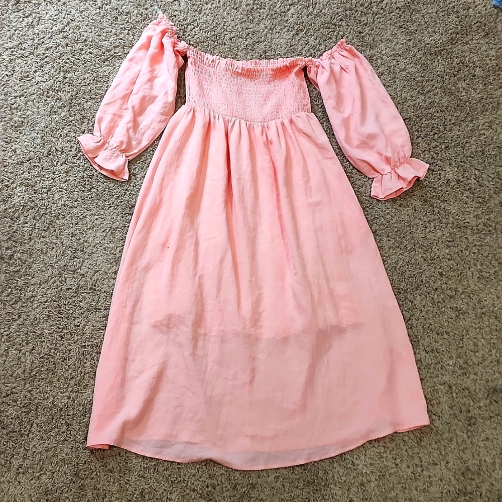 Size Medium,Boutique Smocked, Off the Shoulder Midi Dress, Peach Color